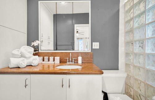 HUGE Outdoor soccer 4BR HEATED Pool house near Las Olas - Foto 46