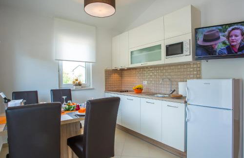 Villa Birikina with Pool - Photo 61