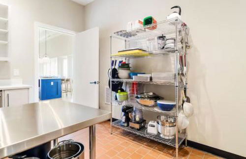 New Modern Waterfront Home w Saltwater Pool - Foto 6