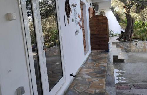 Colors Apartments Pilio - Photo 23