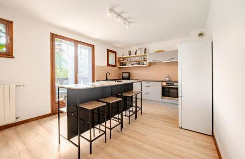 Four Seasons Apartment Ski Access & Mountain Views - Foto 4