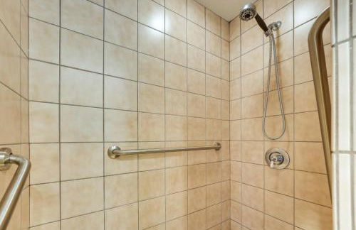 Eagle Rock Gem on Table Rock Lake with Decks and Grill - Photo 14