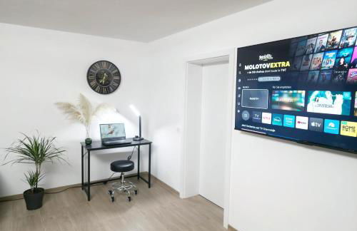 SmartStay Apartment 91 m2, Balkon, Parkplatz, Self Check-in, 2 WCs, Kaffeevollautomat - Foto 6