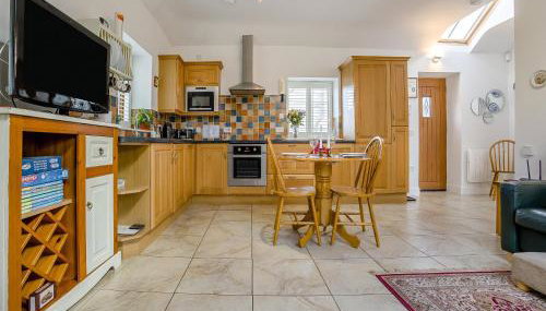 Appletree Cottage - Photo 5