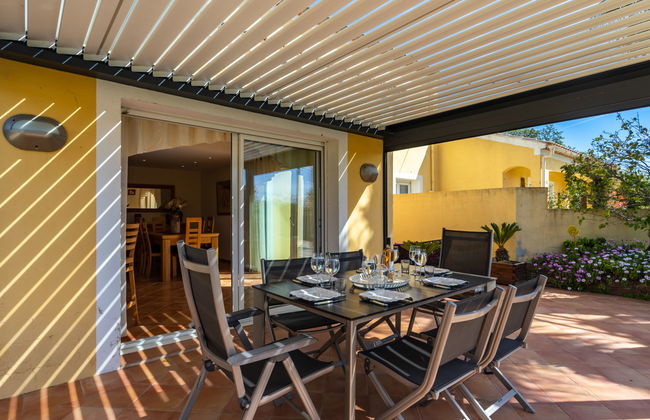 3 bedroom House in Bormes-les-Mimosas with private pool and garden - Photo 21