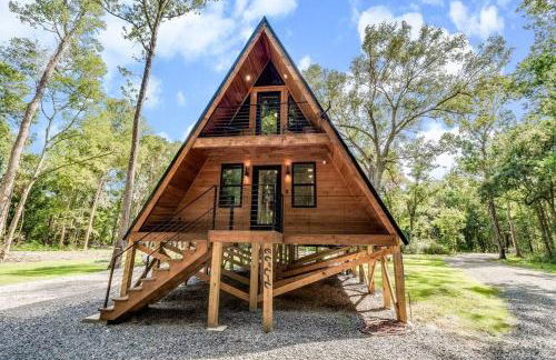 Modern A-Frame Cabin by Rip Van Winkle with Hot Tub - Foto 27