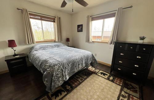 Denali Park View House - Photo 18