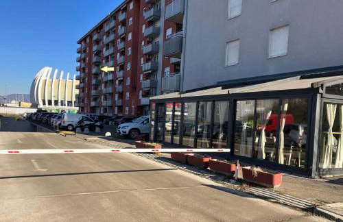 Delux apartment LA ARENA with private garage - Foto 39