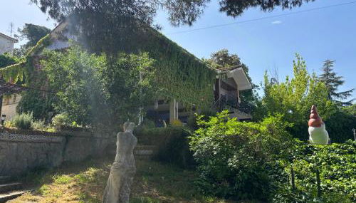 Chalet con piscina en la naturaleza - Foto 2