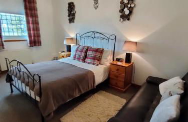 The Old Smiddy Cottage and Apartment - Foto 10