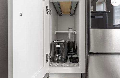 Classic 2BR Detroit's Sugar Hill - Foto 33