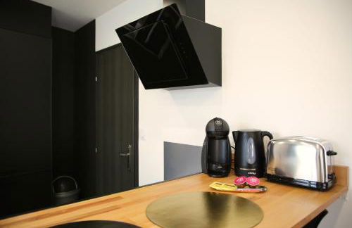 La Loge en Or - Parking public - Triplex - Proche centre et autoroute - Foto 22