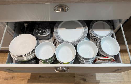 NEW Central Ryde Retreat, Melville Duplex, short walk to Beach Sleeps 6 - Foto 42