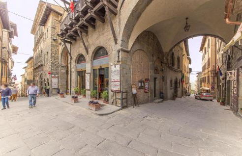 4 Bedroom Amazing Home In Cortona - Foto 59