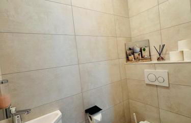 Beautiful Apartment near Geneva - Photo 8