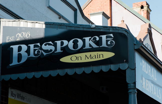 Bespoke On Main - Photo 12