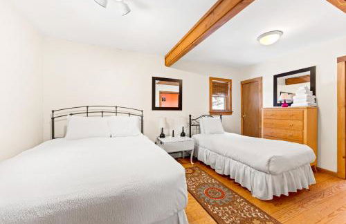 River Road Treehouse Retreat - Foto 10