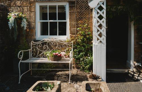 Swallow Cottage, Bakewell - Photo 22