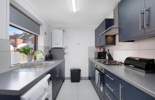 Family-Friendly 2BR Close to Durham City - Foto 15