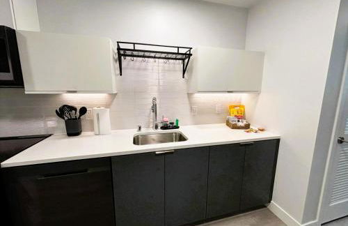 Melrose Luxe Retreat near The Grove - Foto 46