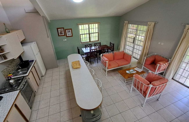 Kootney Resorts - Photo 6