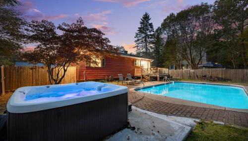 Lakeview 3 BD2 Full Bath Home - Hot Tub, Seasonal Pool, FirePit and Fenced Yard - Foto 1
