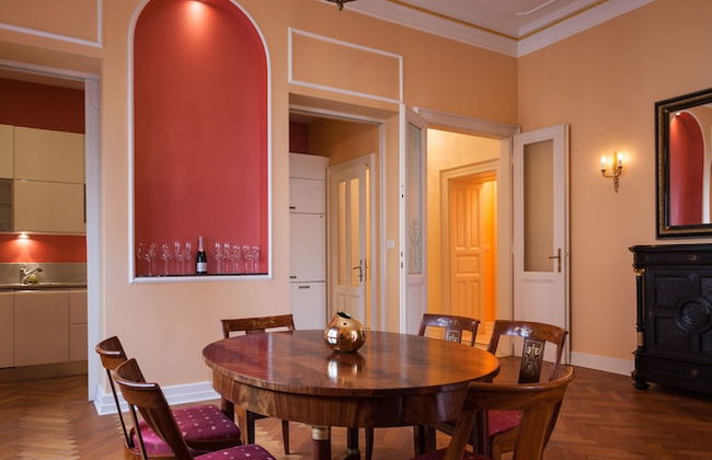 Filip Palace Luxurious Apartment - Photo 61