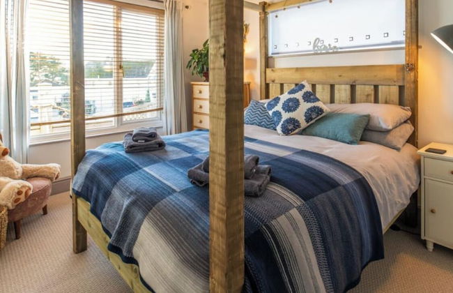 1 Bed Flat - Sleeps 2 - Pets - Balcony - Parking - Foto 1