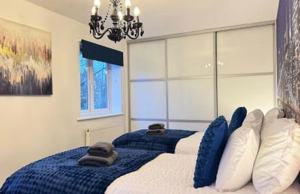 Spacious 2-Bedroom Duplex with Jacuzzi Bath and Free Gated Parking - Foto 30