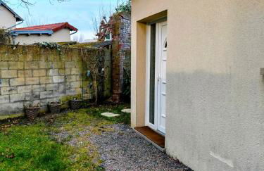 Maison avec jardin, calme et ensoleillée à 2 minutes du centre-ville - Photo 31