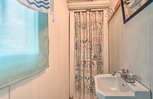 Newfound Lake Studio BBQ, Fire Pit and Beach Access - Foto 11