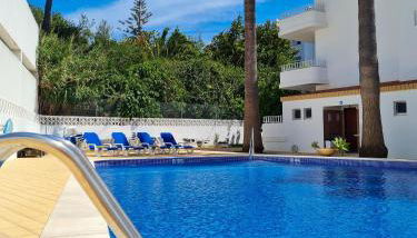 CASA TÔMBUA - Pool - Beach & Center 300m - AC - WiFi - Foto 5, sunbed