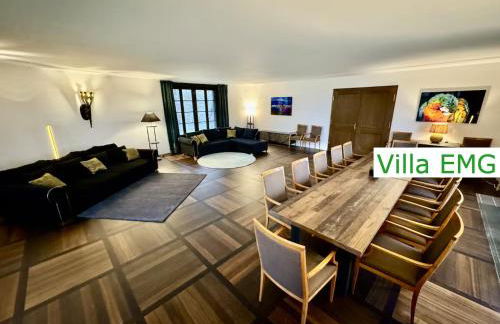 Luxus Ferienhaus Villa EMG München in Moosburg mit Pool, SPA, Kamin, Wald, See für Familien Gruppen bis 24 Personen - Foto 79