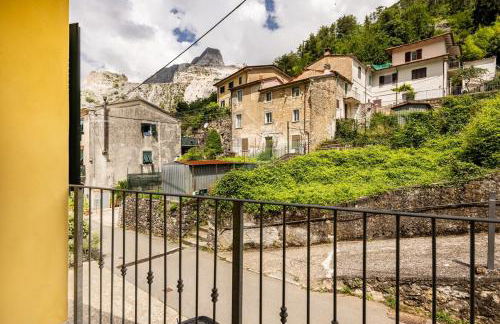 In the heart of the Apuan Alps with terrace - Foto 13