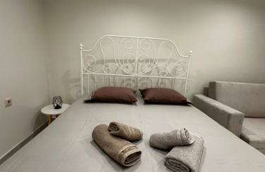 Davelis House - Photo 20