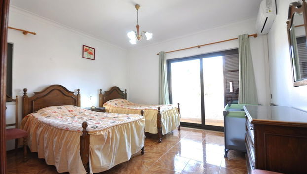 Villa in Typical Portuguese Style, Quiet Area of Vilamoura With Private Pool - Foto 5, Habitación