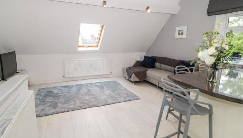 1 Old Kingdom Hall - Photo 3