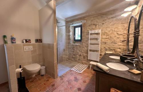 BERGERIE rénovée avec piscine chauffée et terrain clôturé - Foto 58