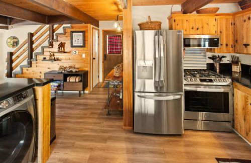 Sugar in the Raw Cabin - Hot Tub - Foto 8