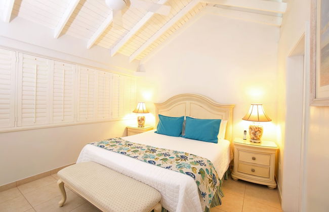 Villas of the Galleon - Photo 4