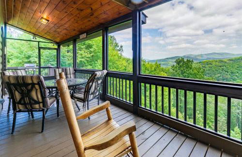 Hawks Hideaway - Full Mountain Views Game Room - Foto 6