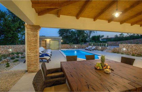 4 Bedroom Lovely Home In Garica - Photo 8