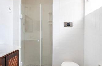 Car in the garage and everything on foot. - Photo 8