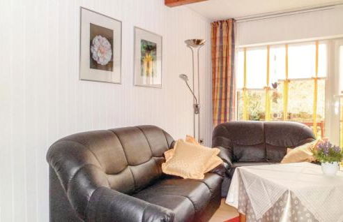 Gorgeous Apartment In Mühlhausen - Photo 2