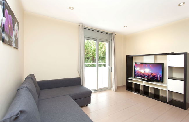 Bed And Go Lloret - Photo 23