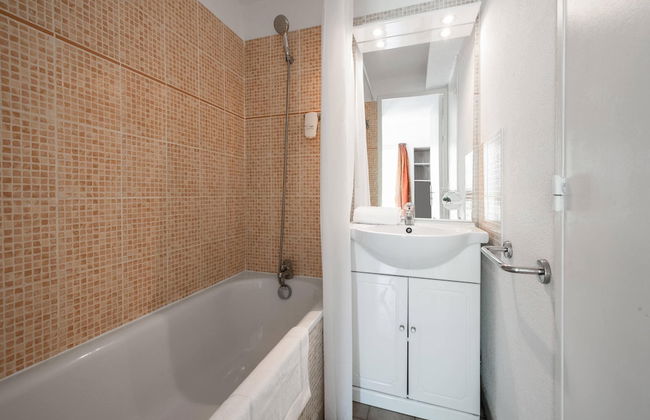 Comfort Aparthotel Mandelieu la Napoule Village - Photo 16