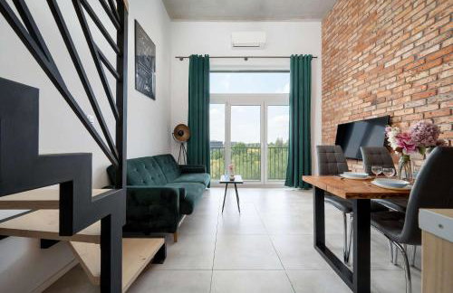 Elegant Studio with Air Conditioning Near the Airport in Wroclaw by Noclegi Renters - Foto 10