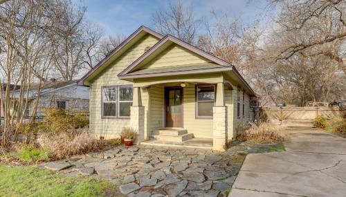 Pet-Friendly Austin Home with Private Yard and Deck! - Foto 2