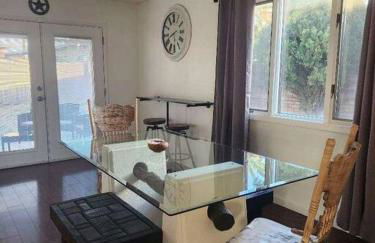 Southwestern charm - minutes from everything 3/2 - Foto 12