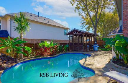 Luxury Holiday Home 5BR Hot Tub, Pool & Beautiful Backyard - Foto 35